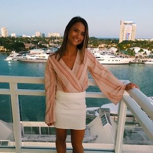 Abbeline top from South Moon Under in size Small